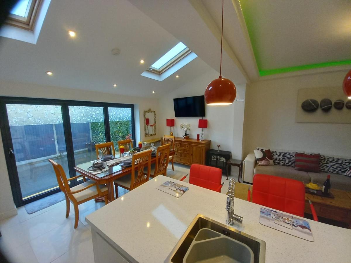 Luxury Holiday Home, Near Beach Southend-on-Sea Zewnętrze zdjęcie