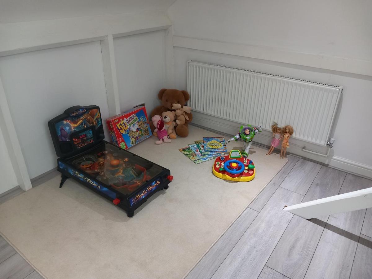 Luxury Holiday Home, Near Beach Southend-on-Sea Zewnętrze zdjęcie